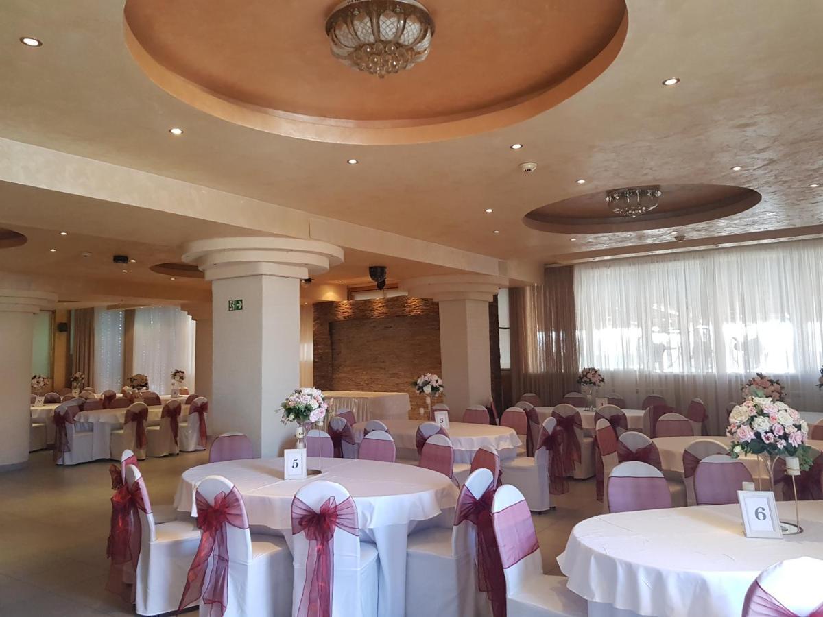 Kengur Resort Belgrade Luaran gambar